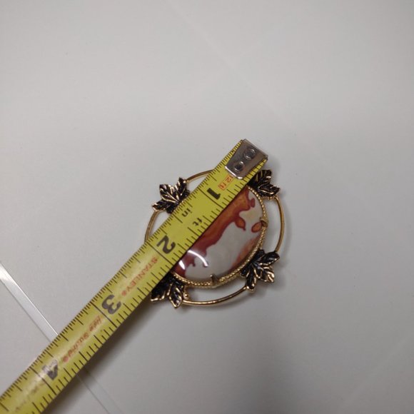 Vintage Oval Shaped Metal And Stone Brooch With Leaves - Picture 16 of 16